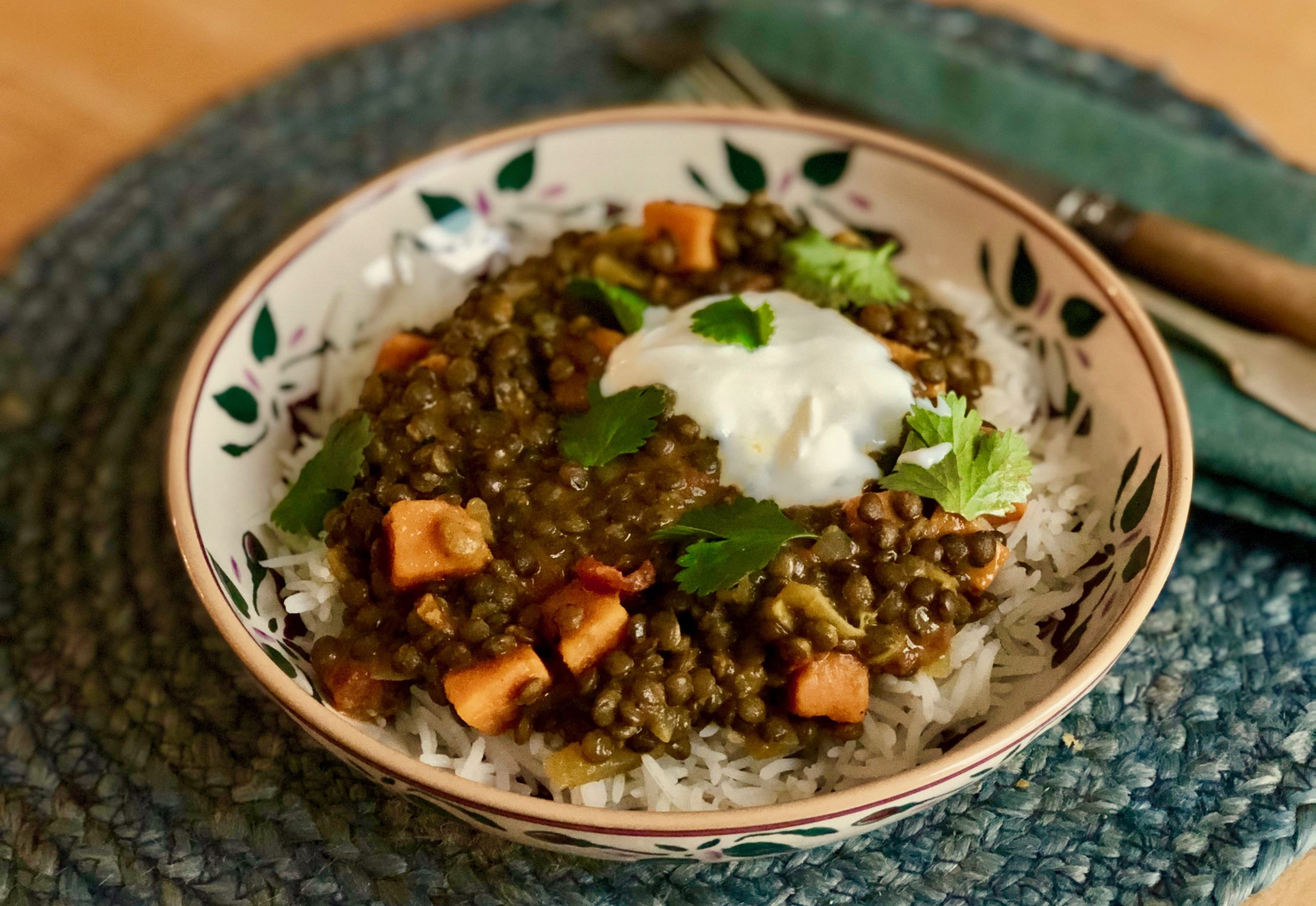 Green lentil cheap and potato curry